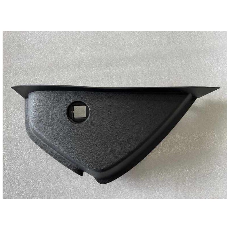 Protection droite du tableau de bord - Noir foncé 5 - BYD - 14829630-00