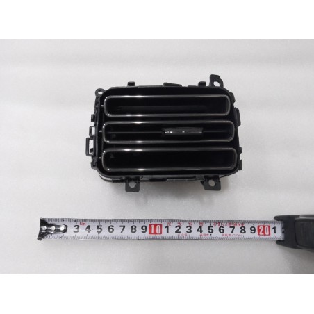 Grille d'aération gauche du tableau de bord - Finition hautement brillante - BYD - 14812801-00