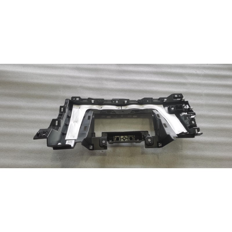 Partie inférieure de planche de bord - BYD - 14767331-00