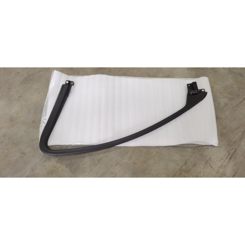 Blindage de cadre de vitre de porte avant droite - BYD - 14761723-00