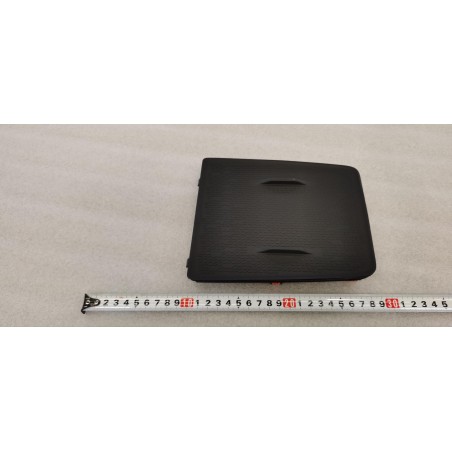 Fente de téléphone pour panneau d'instrument auxiliaire - BYD - 14699299-00