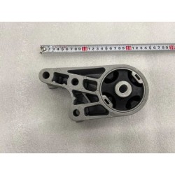 Support de montage arrière du groupe motopropulseur - BYD - 14698241-00