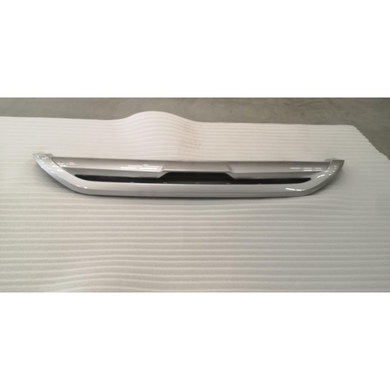 Protection inférieure du pare-chocs arrière - Blanc argenté mat - BYD - 14691260-00