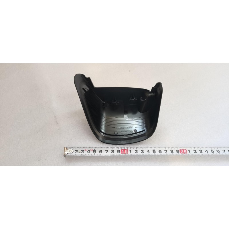 Enjoliveur de Feu Arrière Central Gauche - BYD - 14633917-00