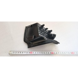 Bordure de lampe arrière gauche combinée - BYD - 14633880-00