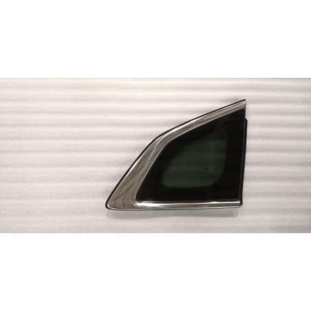 Vitre de la paroi latérale arrière droite - BYD - 14609954-00
