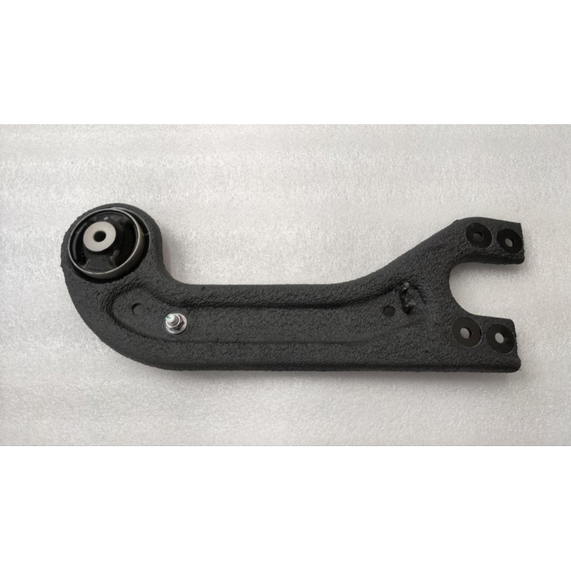 Bras de traction droit de suspension arrière - BYD - 14597190-00