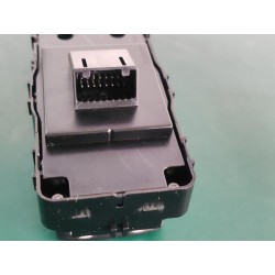 Interrupteurs de lève-vitre avant gauche - BYD - 14578164-00