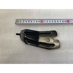 Support de montage supérieur de la ceinture de sécurité du pilier D gauche - BYD - 14342027-00