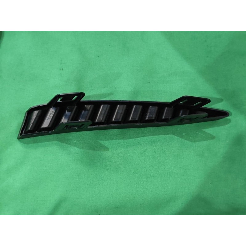 Garniture de l'aérateur côté droit,Grille - BYD - 14340118-00