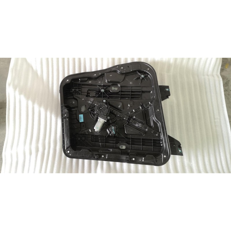 Module de la portière avant droite - BYD - 14248410-00