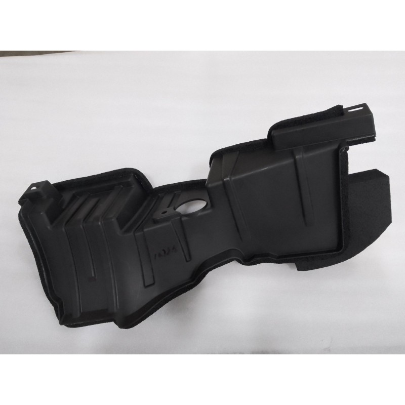 Déflecteur droit du radiateur - BYD - 14233458-00