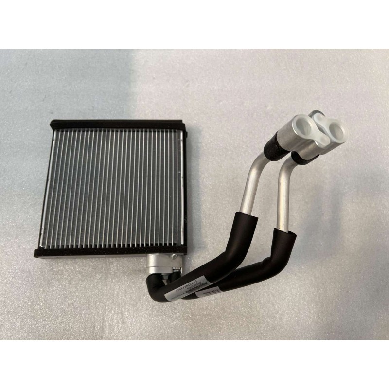 Condenseur intérieur - BYD - 14232236-00