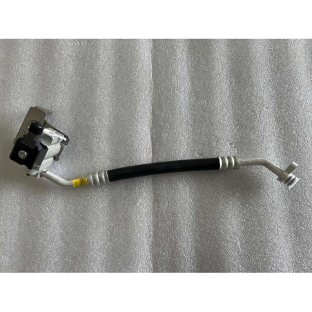 Tuyaux d'aspiration de compresseur 3 - BYD - 14151333-00
