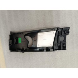 Bouclier supérieur, montant b, droit - BYD - 14120459-00