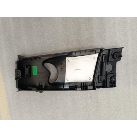 Bouclier supérieur, montant b, droit - BYD - 14120459-00