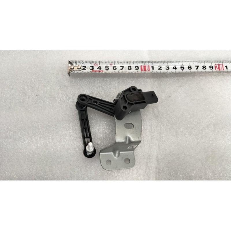 Capteur de hauteur de la suspension arrière droite - BYD - 14078656-00