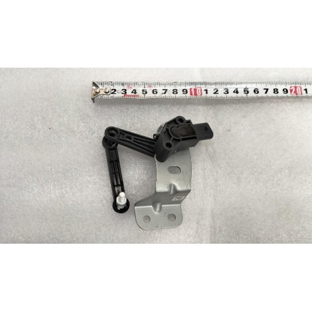 Capteur de hauteur de la suspension arrière droite - BYD - 14078656-00