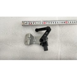 Capteur de hauteur de la suspension arrière gauche - BYD - 14078651-00