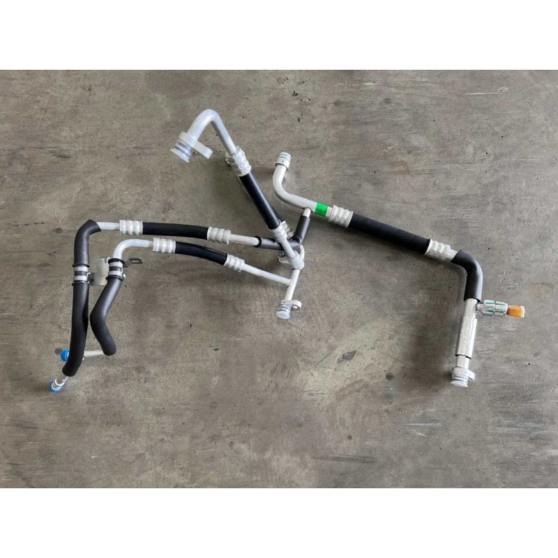 Tuyau d'aspiration du compresseur 2 - BYD - 14057495-00