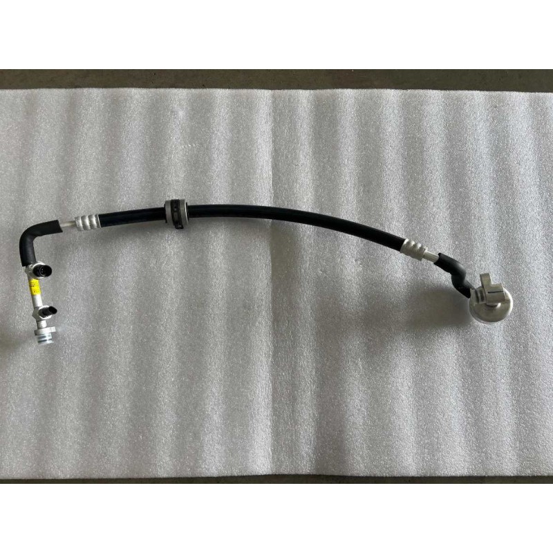 Tuyauterie de décharge du compresseur 1 - BYD - 14057493-00