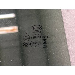 Vitre de porte arrière droite - BYD - 13996478-00
