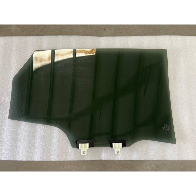 Vitre de porte arrière gauche - BYD - 13996424-00