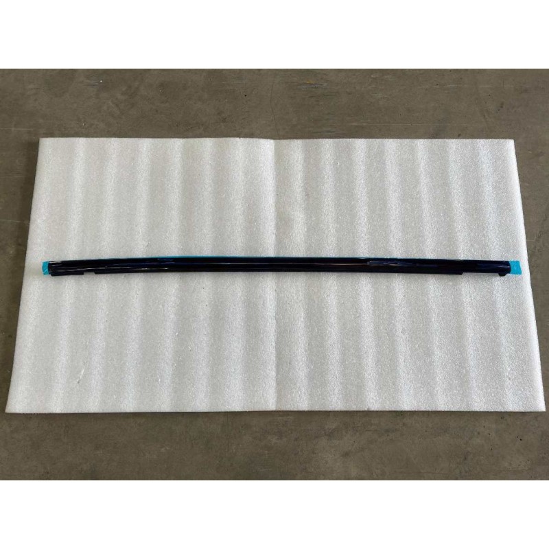 Baguette d'étanchéité extérieure de la porte avant droite - BYD - 13996417-00