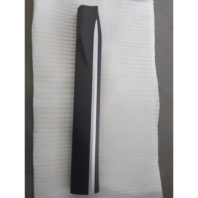 Panneau de jupe de la portière avant gauche - BYD - 13992448-00