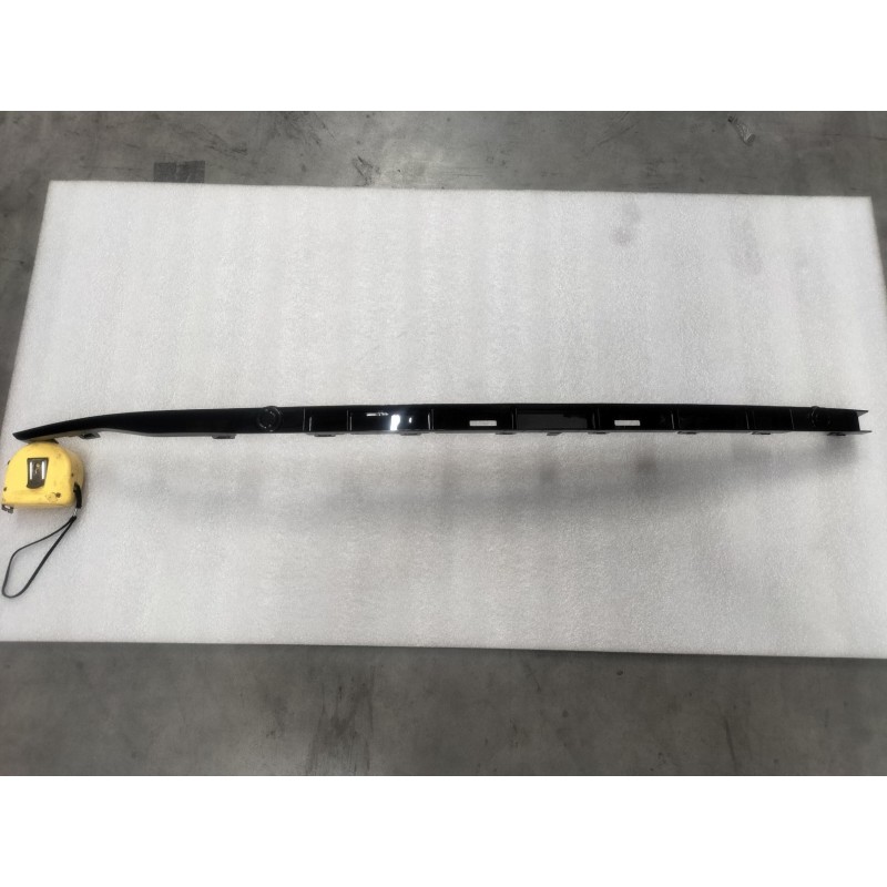 Garniture gauche II de la grille avant - BYD - 13964290-00