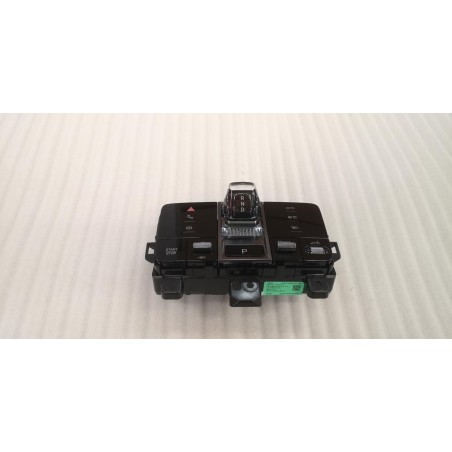Panneau du mécanisme de commande de changement de vitesse - BYD - 13937860-00