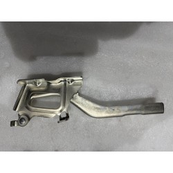 Charnière gauche de capot avant - BYD - 13907935-00