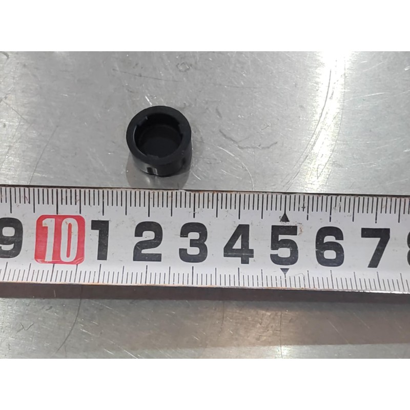 Manchon en caoutchouc d'amortissement pour la broche de butée de la charnière du capot - BYD - 13900965-00