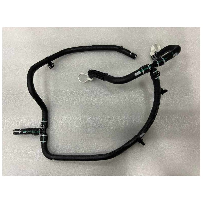 21 de tuyau de liquide de refroidissement - BYD - 13889658-00