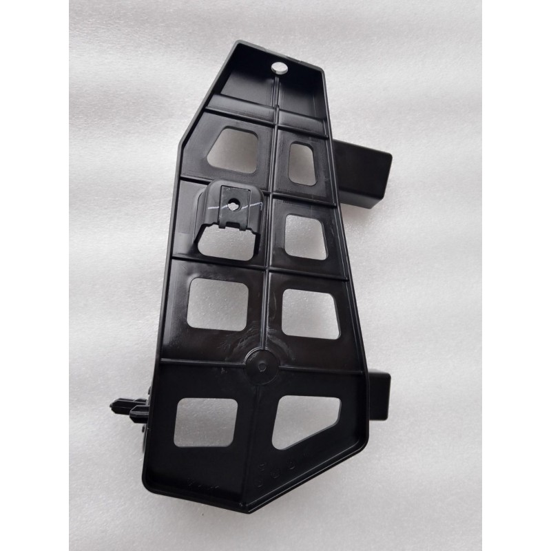Support d'appui inférieur droit du pare-chocs arrière - BYD - 13856335-00