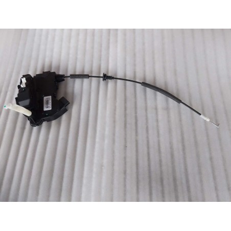 Corps de serrure de la portière avant gauche - BYD - 13856318-00