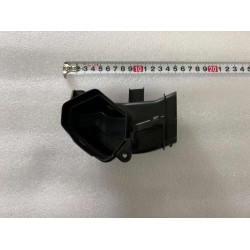 Section supérieure du conduit d'air soufflant gauche vers les pieds - BYD - 13848409-00