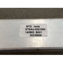 Traverse du compartiment avant - BYD - 13816714-00