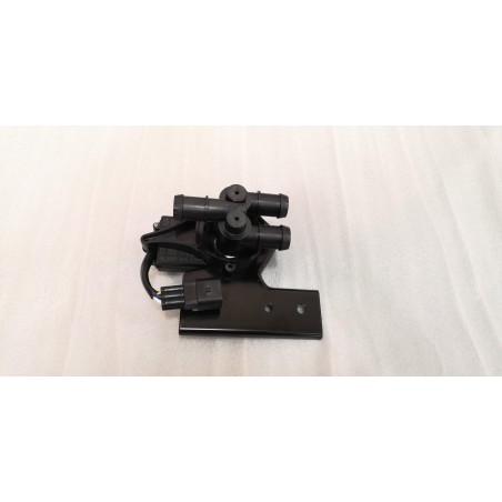 Valve électrique à trois voies de liquide de refroidissement - BYD - 13816313-00