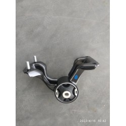 Support de montage arrière du groupe motopropulseur - BYD - 13812818-00