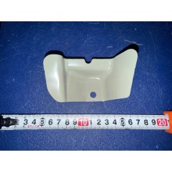 Support de butoir inférieur de couvercle de coffre gauche - BYD - 19958998-00