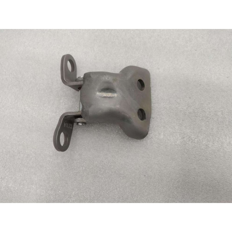 Charnière inférieure de la porte avant gauche - BYD - 13776906-00
