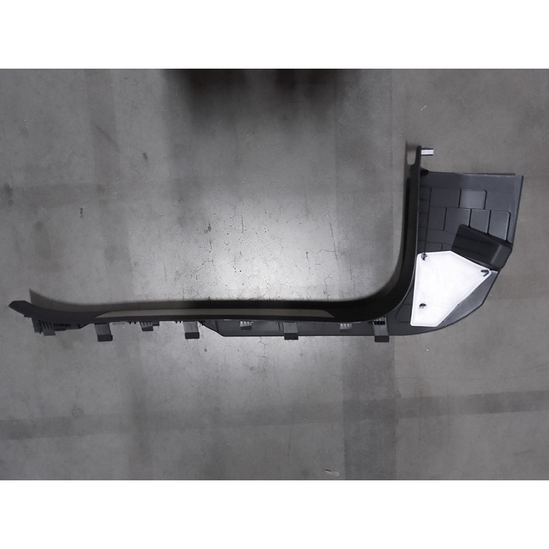 Protection du seuil de la portière avant droite - BYD - 13773702-00
