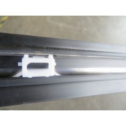 Bande de garniture du couvercle de toit droit - BYD - 13770390-00