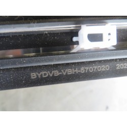 Bande de garniture du couvercle de toit droit - BYD - 13770390-00