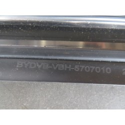 Bande de garniture du couvre-toit gauche - BYD - 13770389-00