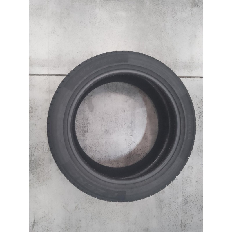 Pneu radial - BYD - 13766321-00