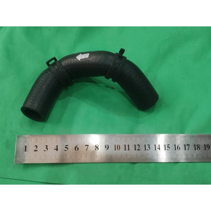 1 de tuyau de liquide de refroidissement - BYD - 13762028-00