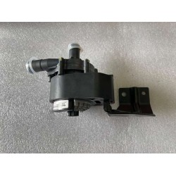 Pompe à liquide de refroidissement du système de gestion thermique de la batterie - BYD - 13762013-00