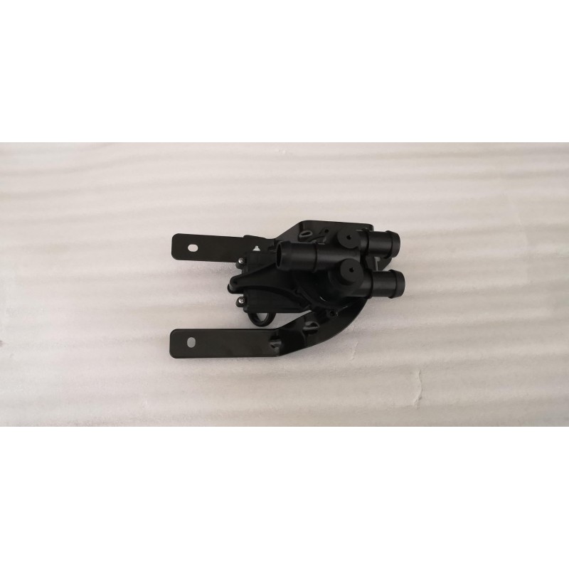 Valve électrique à trois voies de liquide de refroidissement - BYD - 13762012-00